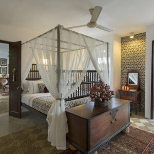 Edwards Collection Kandy